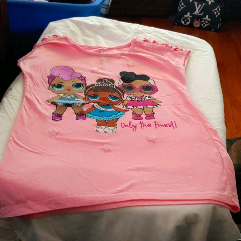 T-shirt